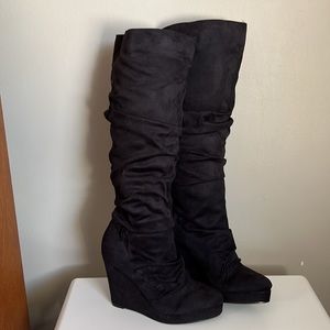 Leila Stone  Vanessa. Black boots New 7.5